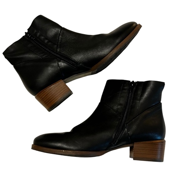 Avellini Black Leatheret Block Heel ankle boots side zip 9 NWOB side zip - Picture 2 of 15